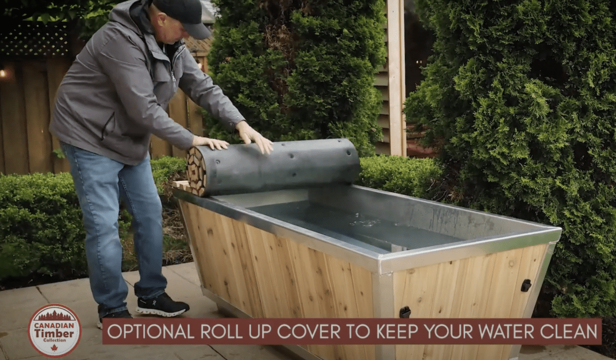 Optional Roll Up Cover To Keep The Tub Clean.