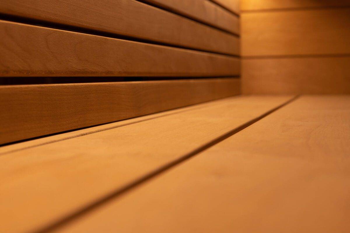 8. Interior Compress