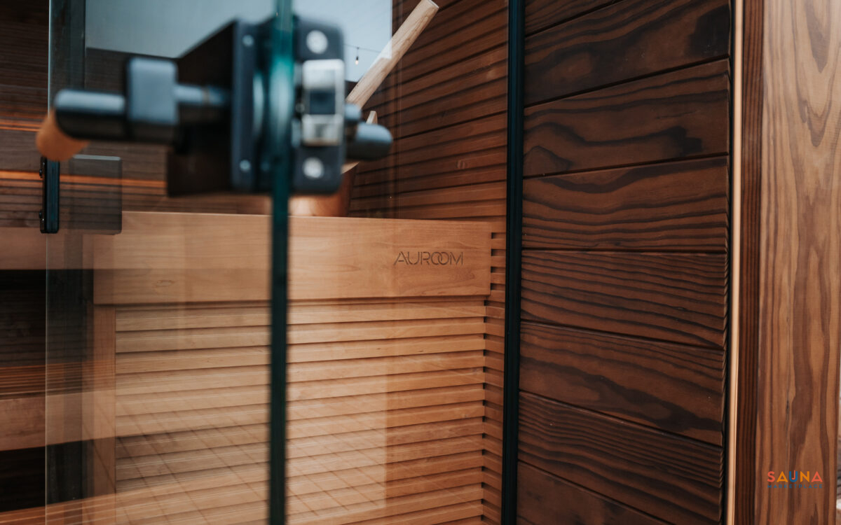 Auroom Aera Outdoor Sauna With 3-Tier L-Bench, Overhang, And Porch - Preorder Now! - Image 9