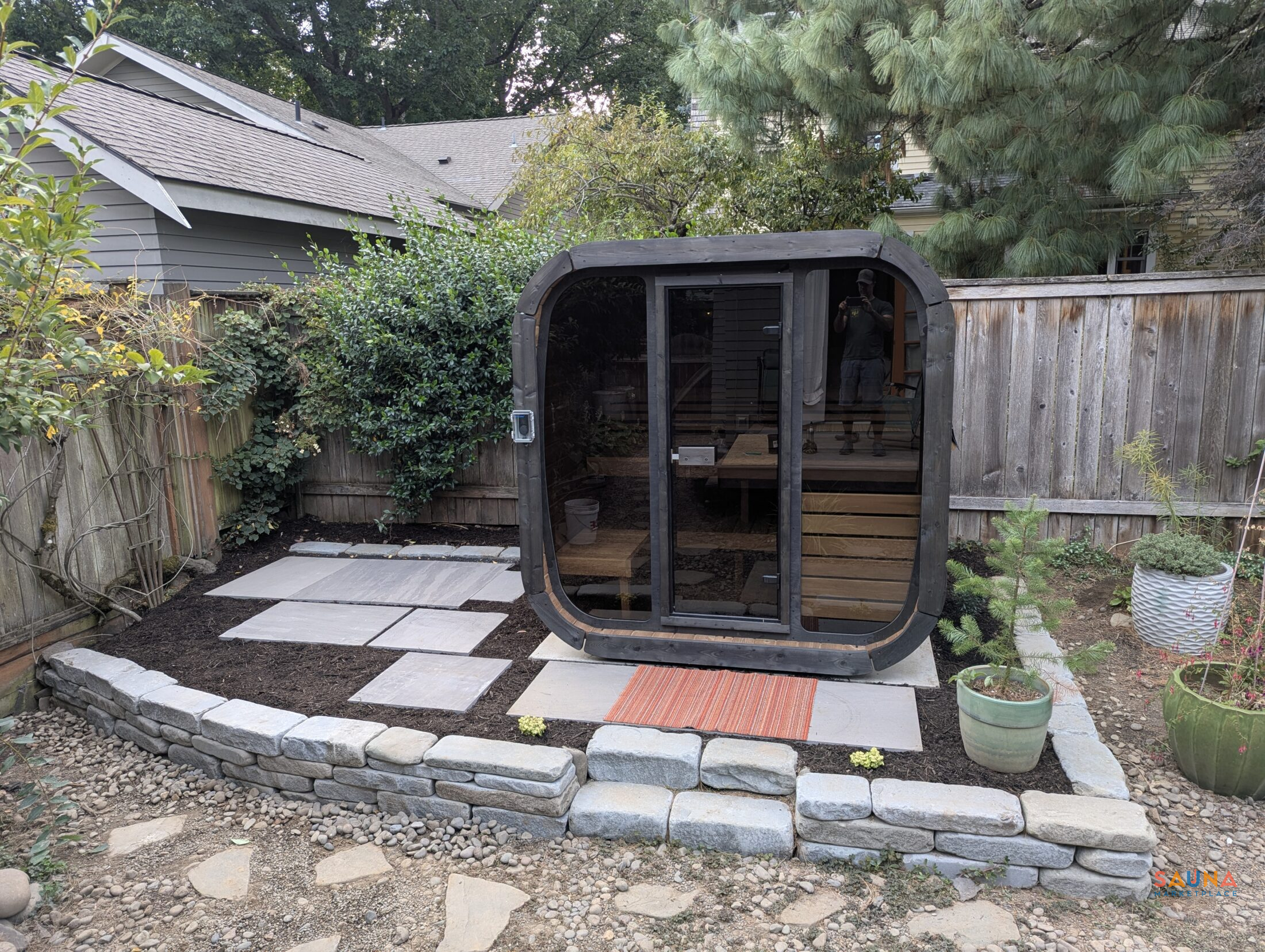 SaunaLife CL5G | Outdoor 4-Person Icon Cube Sauna